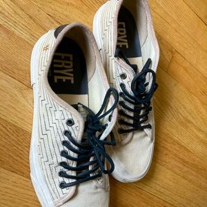 Frye lowtop sneaker NWOT